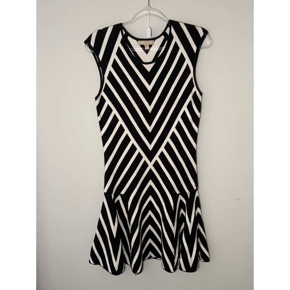 Banana Republic Black White Chevron Stripe Knit Fit Flare Dress Large